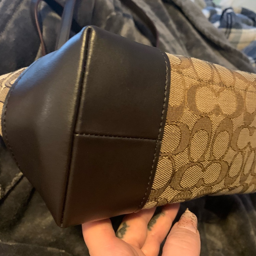 Coach Shoulder Bag - Picture 3 of 10